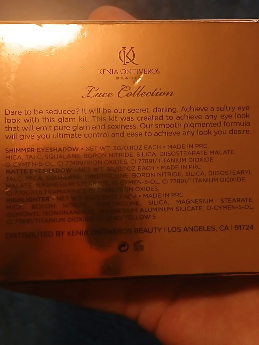 Kenia Ontiveros Beauty Glam Kit - Velvet Textured Mirrored Lid Multi Functional